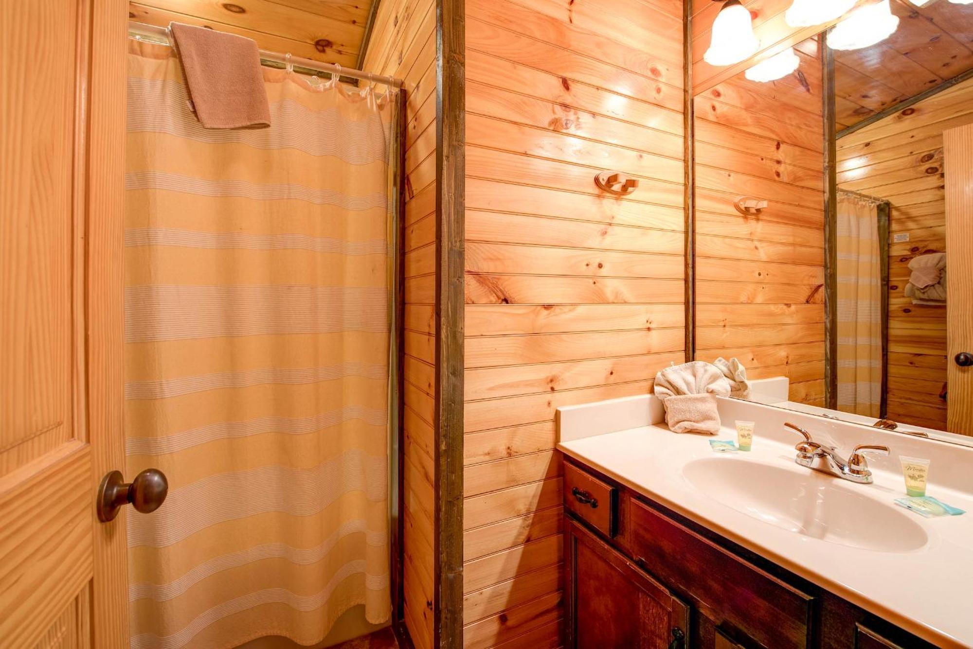 Standing Bear Lodge جاتلينبرج المظهر الخارجي الصورة